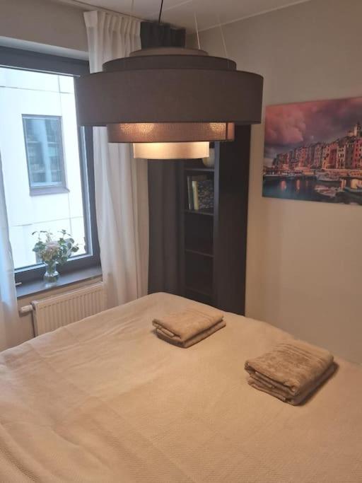 Modern Room With Bathroom, No Kitchen And Your Own Entrance Стокгольм Экстерьер фото